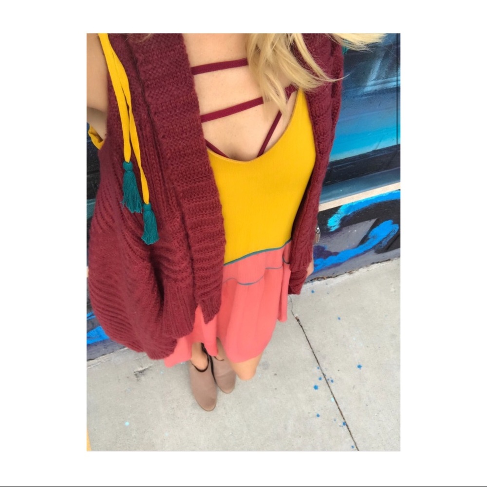 Women’s flowy dress! Great for summer!
